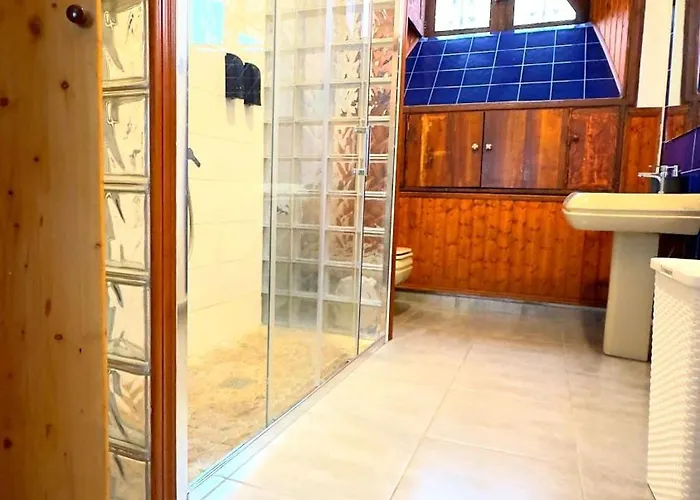 Holiday home Caleton-gara-suites