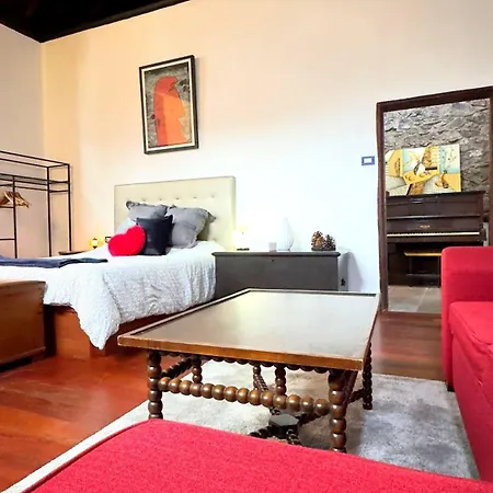 Semesterbostad Caleton-gara-suites