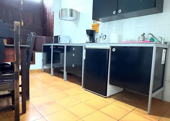 Caleton-gara-suites *